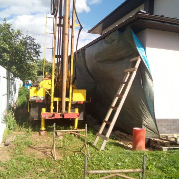 Бурение на воду в д. Красновидово Бурение на воду в д. Красновидово