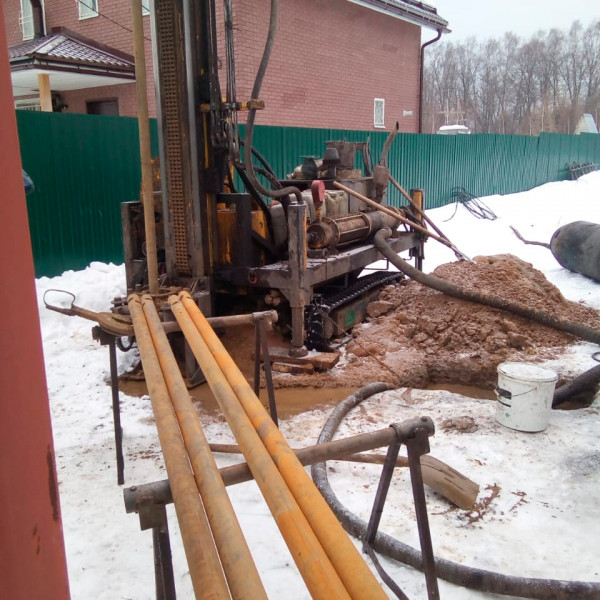 Бурение скважины в д. Буняково