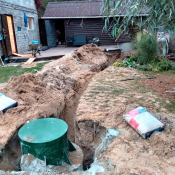 Водоснабжение дома из колодца через кессон в Егорьевске Водоснабжение дома из колодца через кессон в Егорьевске
