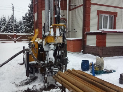 Бурение малогабаритной установкой в Истре