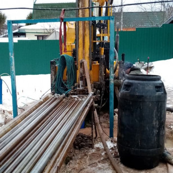 Бурение малогабаритной установкой в СНТ Полет Бурение малогабаритной установкой в СНТ Полет