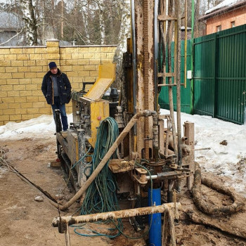 Бурение малогабаритной установкой в Красногорском районе (д. Захарково)