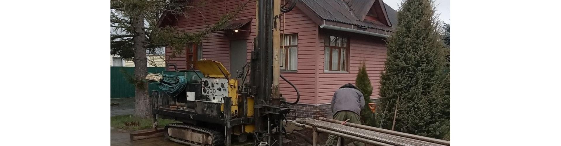 Нужна ли скважина на участке: плюсы и минусы